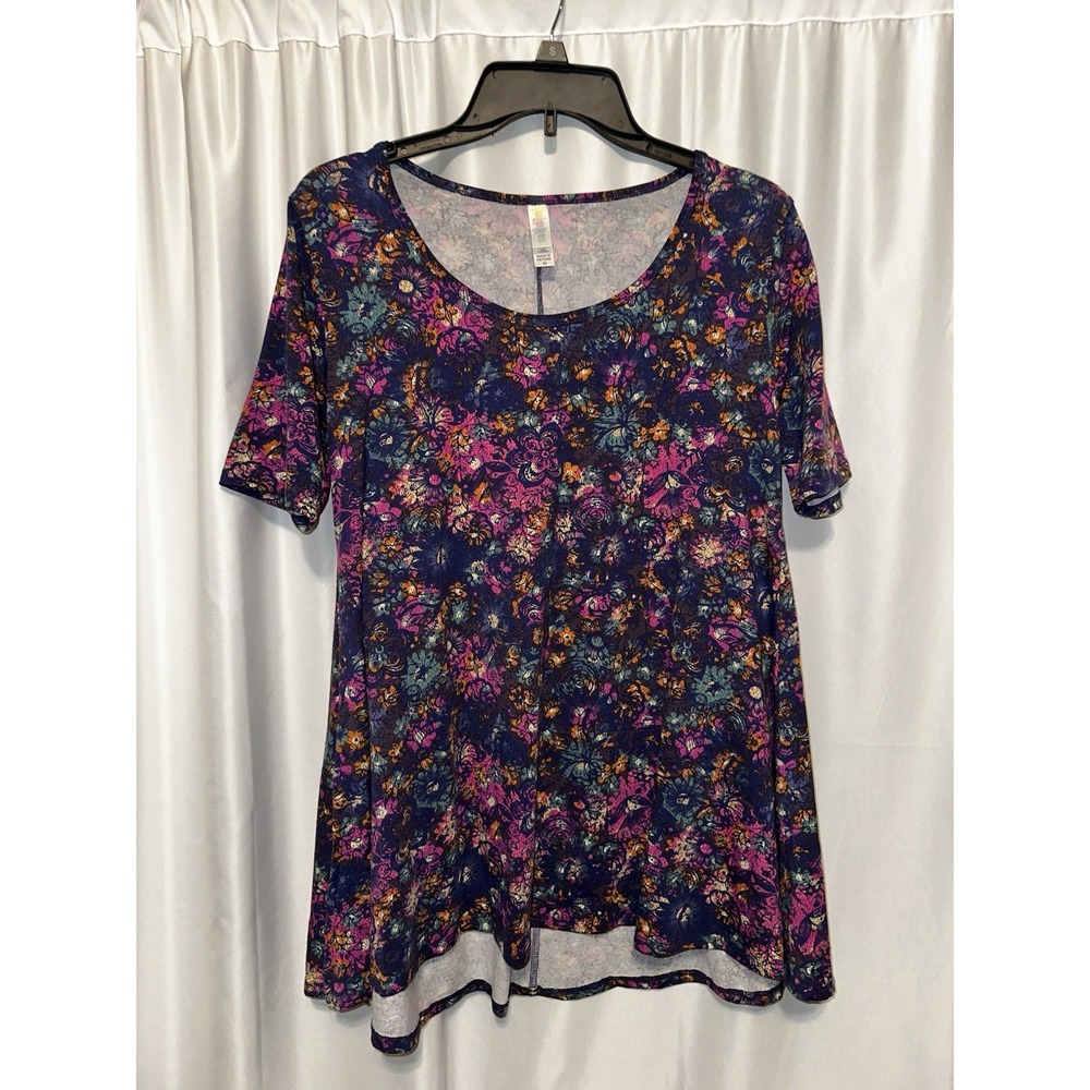 Lularoe top Womens Size XS Floral Short Sleeve Pullover Purple Round Neck Hi-low